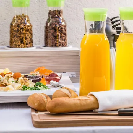 Guest house Al Vescovo & 2*